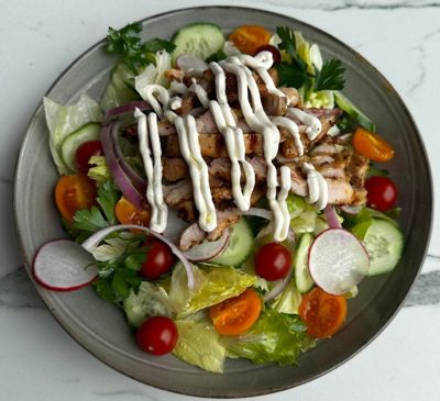 Tavuklu Fattoush Salatası