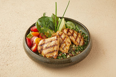 Tavuklu Tahıl Bowl